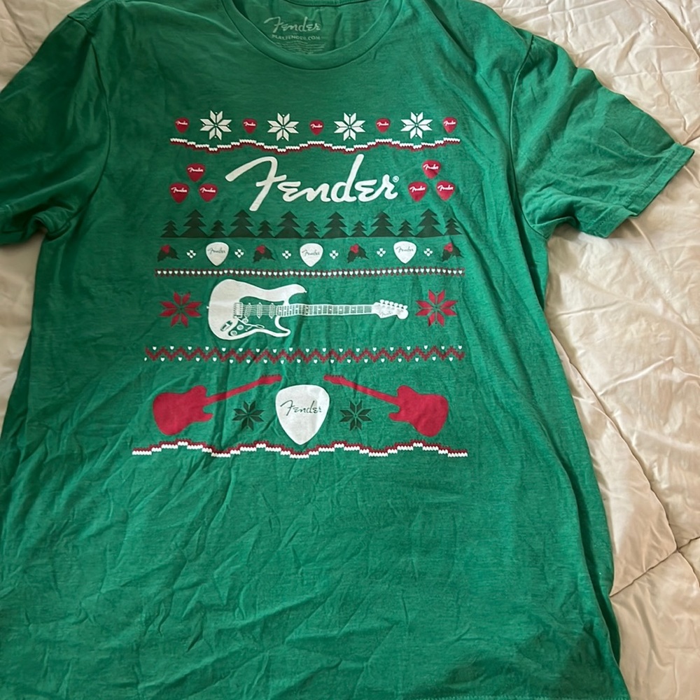 Fender holiday tee